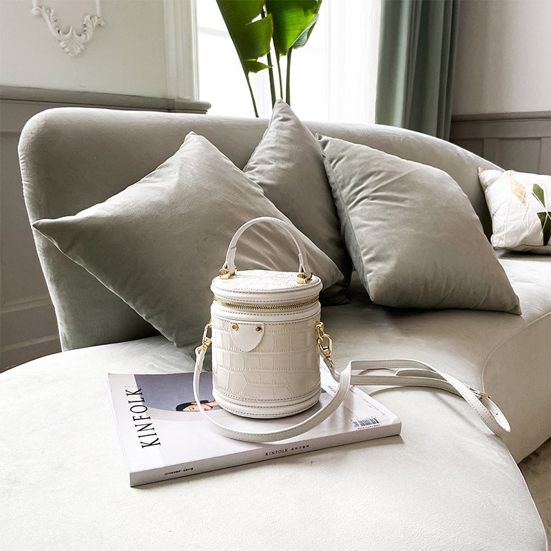 3466722153656.jpg Leather fashion candy color cylindrical bucket bag - Image 2