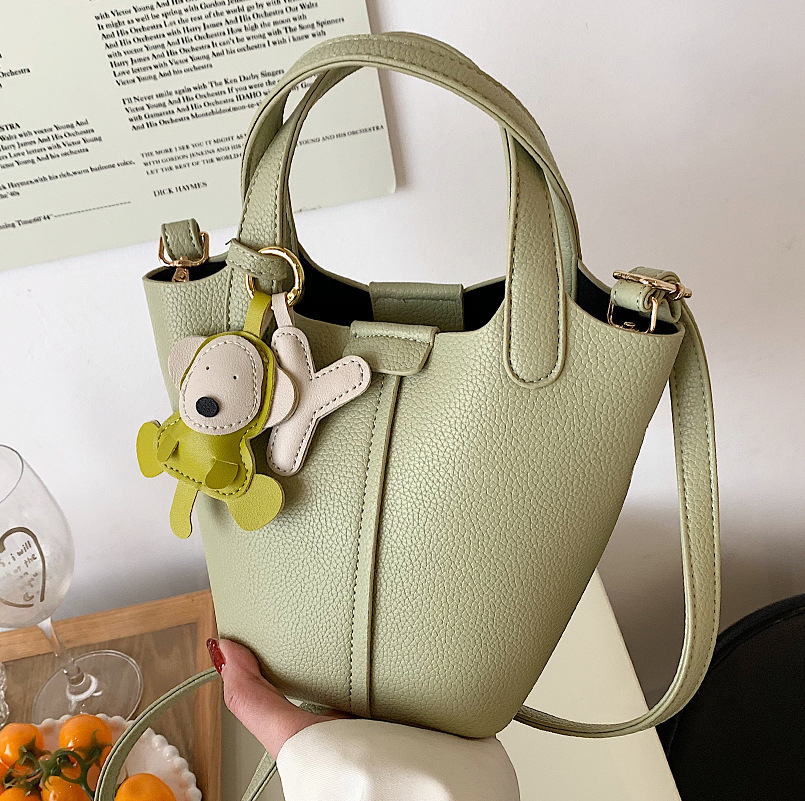 7961ca58-405d-4b53-92e6-eaecabef0614.jpg Crossbody Popular Women's Texture Portable Bucket Bag - Image 2